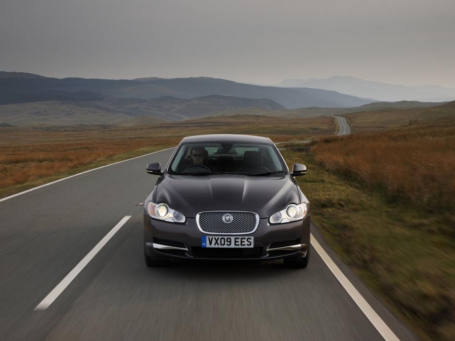  Jaguar XF Diesel S 2009 года  (фото 29 из 82)